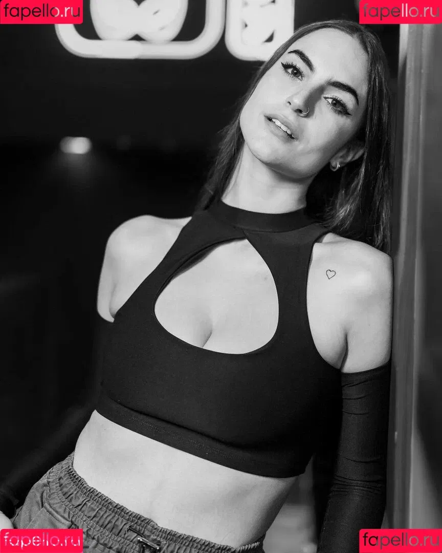 915073626 / Nico_eche / Nicole echenique / _valinaaaaaaa Onlyfans Photo Gallery 