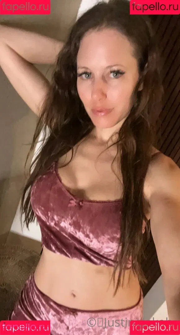 justine.fun / justinejakobs Onlyfans Photo Gallery 