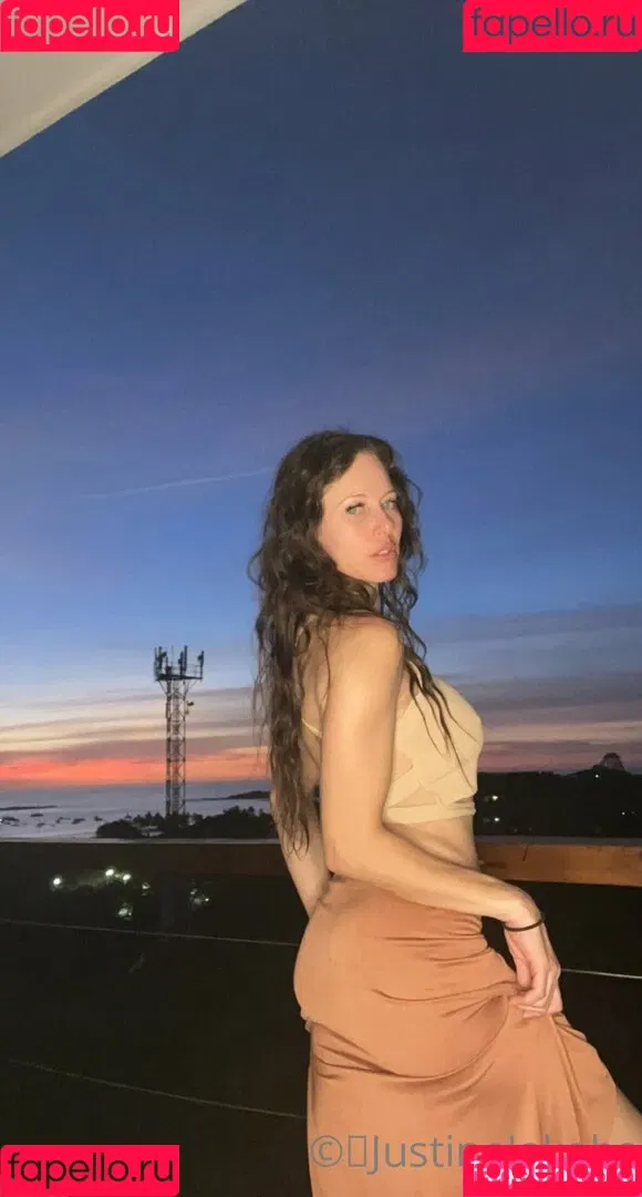 justine.fun / justinejakobs Onlyfans Photo Gallery 
