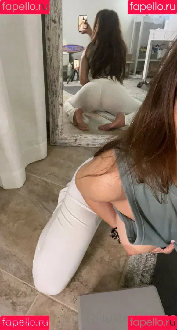 justine.fun / justinejakobs Onlyfans Photo Gallery 