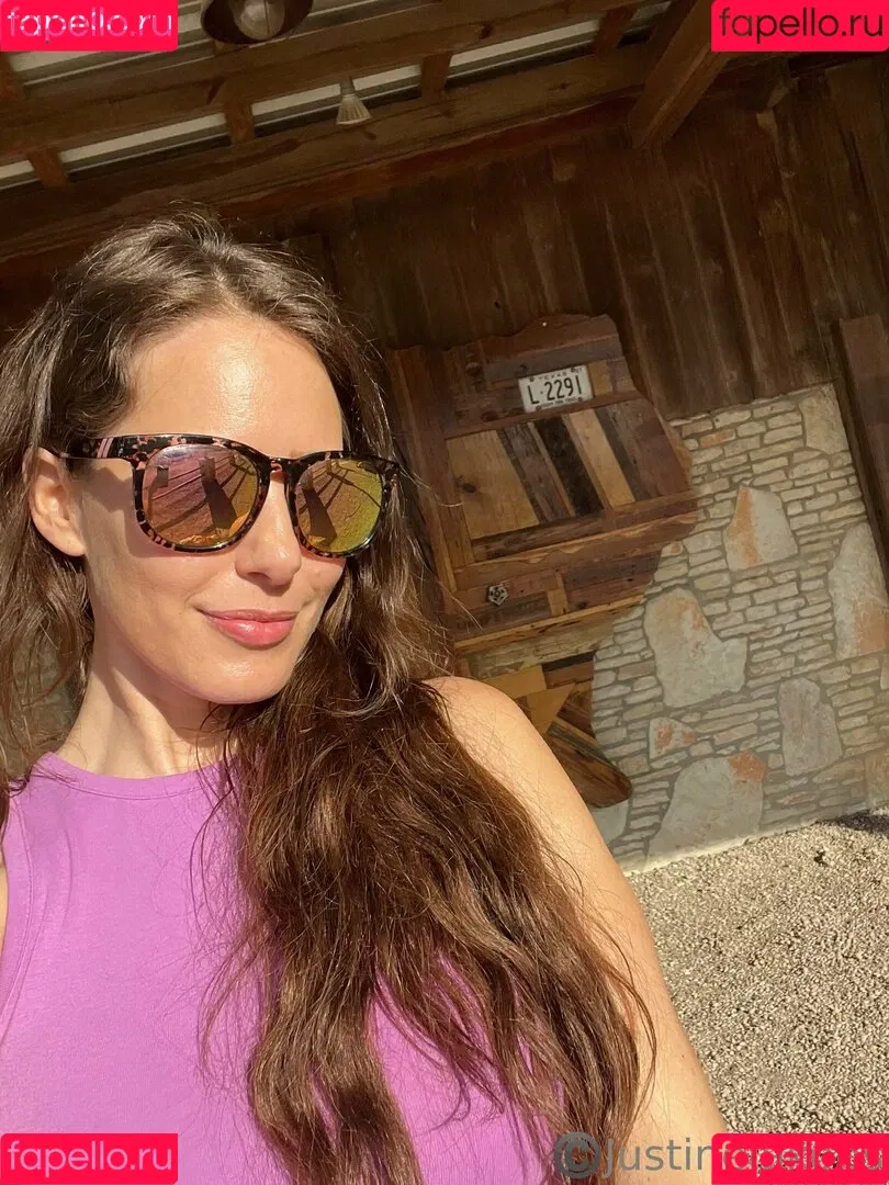justine.fun / justinejakobs Onlyfans Photo Gallery 