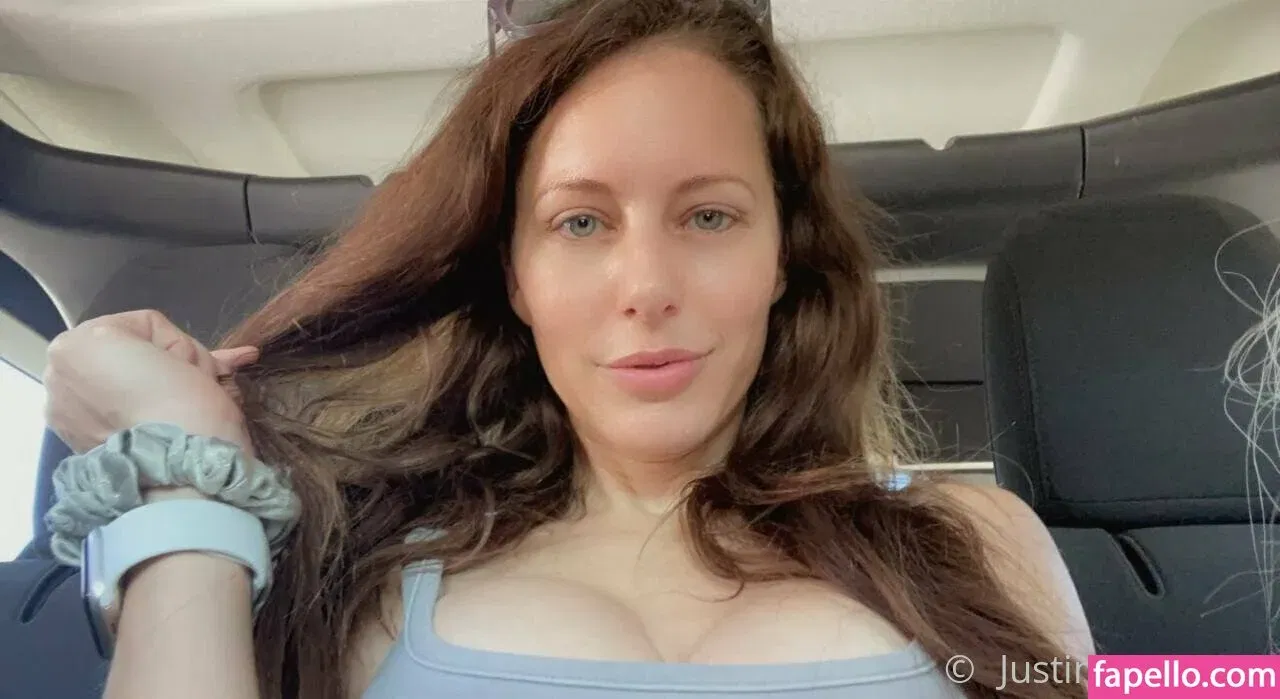 justine.fun / justinejakobs Onlyfans Photo Gallery 