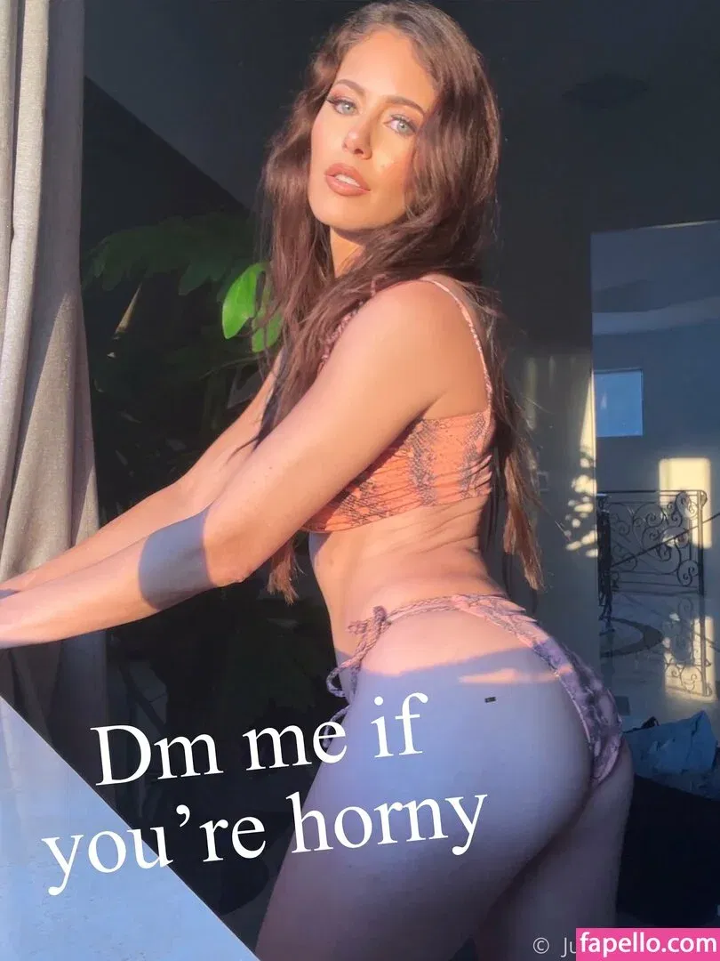 justine.fun / justinejakobs Onlyfans Photo Gallery 