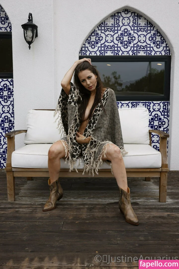 justine.fun / justinejakobs Onlyfans Photo Gallery 