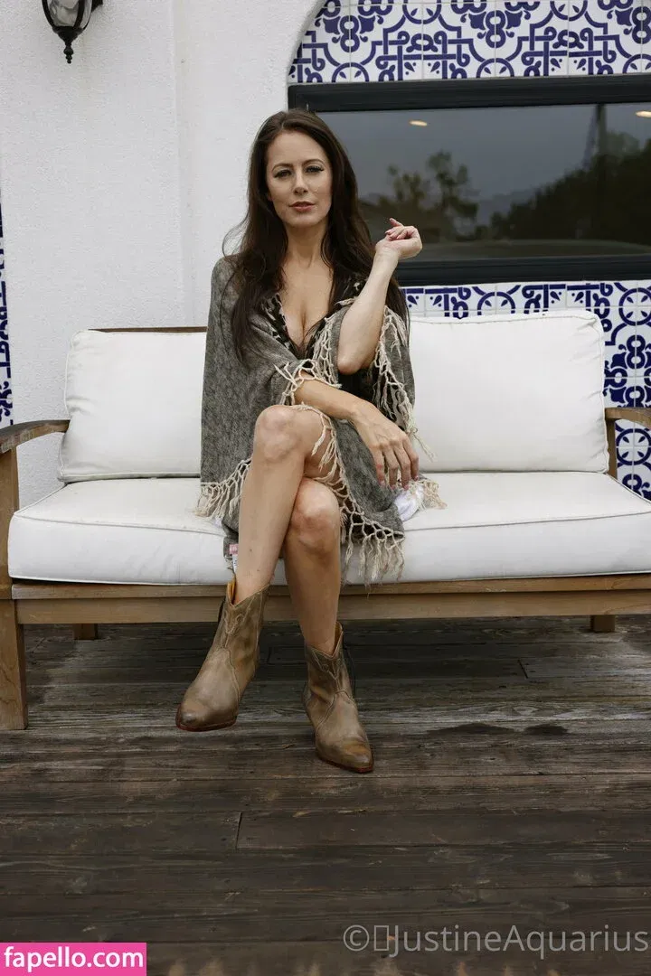 justine.fun / justinejakobs Onlyfans Photo Gallery 