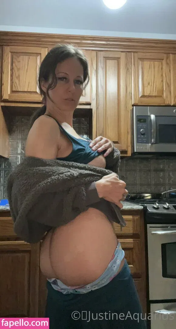 justine.fun / justinejakobs Onlyfans Photo Gallery 