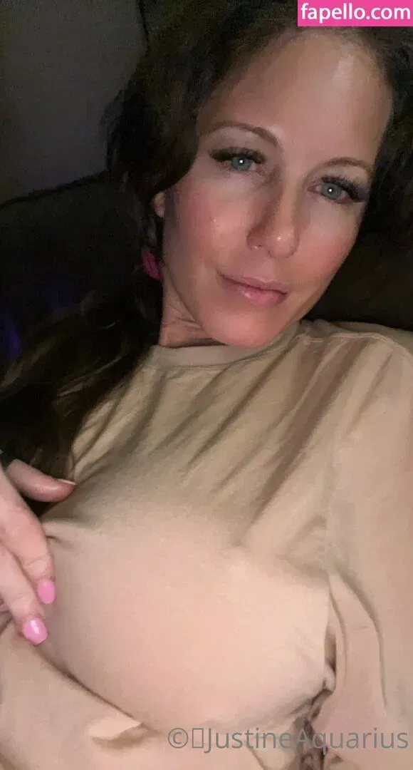 justine.fun / justinejakobs Onlyfans Photo Gallery 