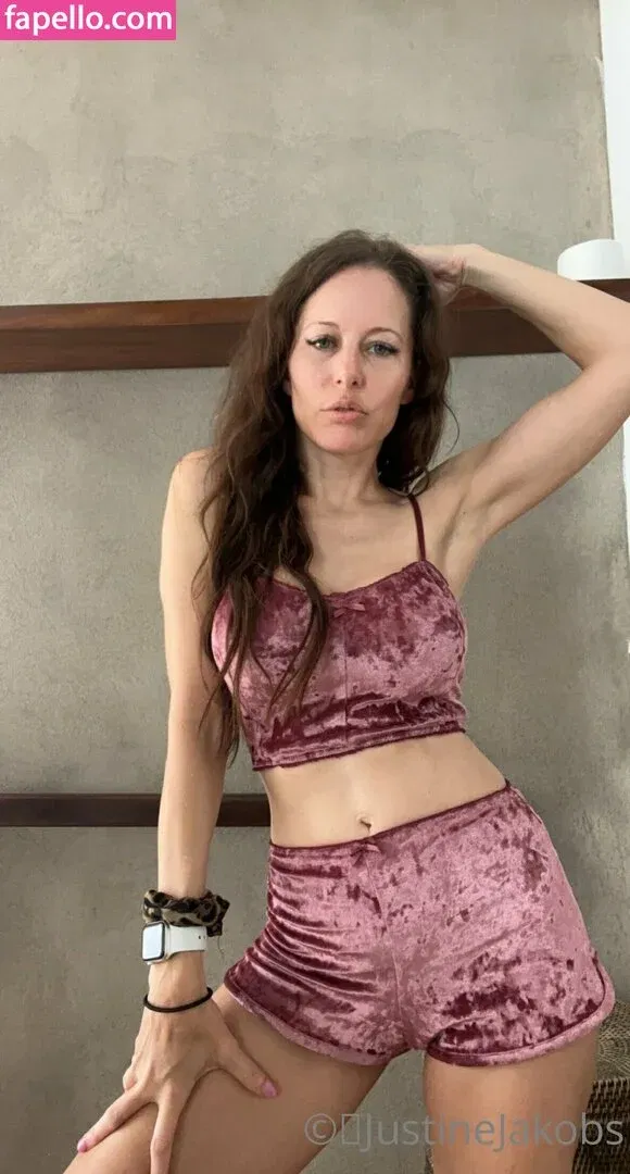 justine.fun / justinejakobs Onlyfans Photo Gallery 