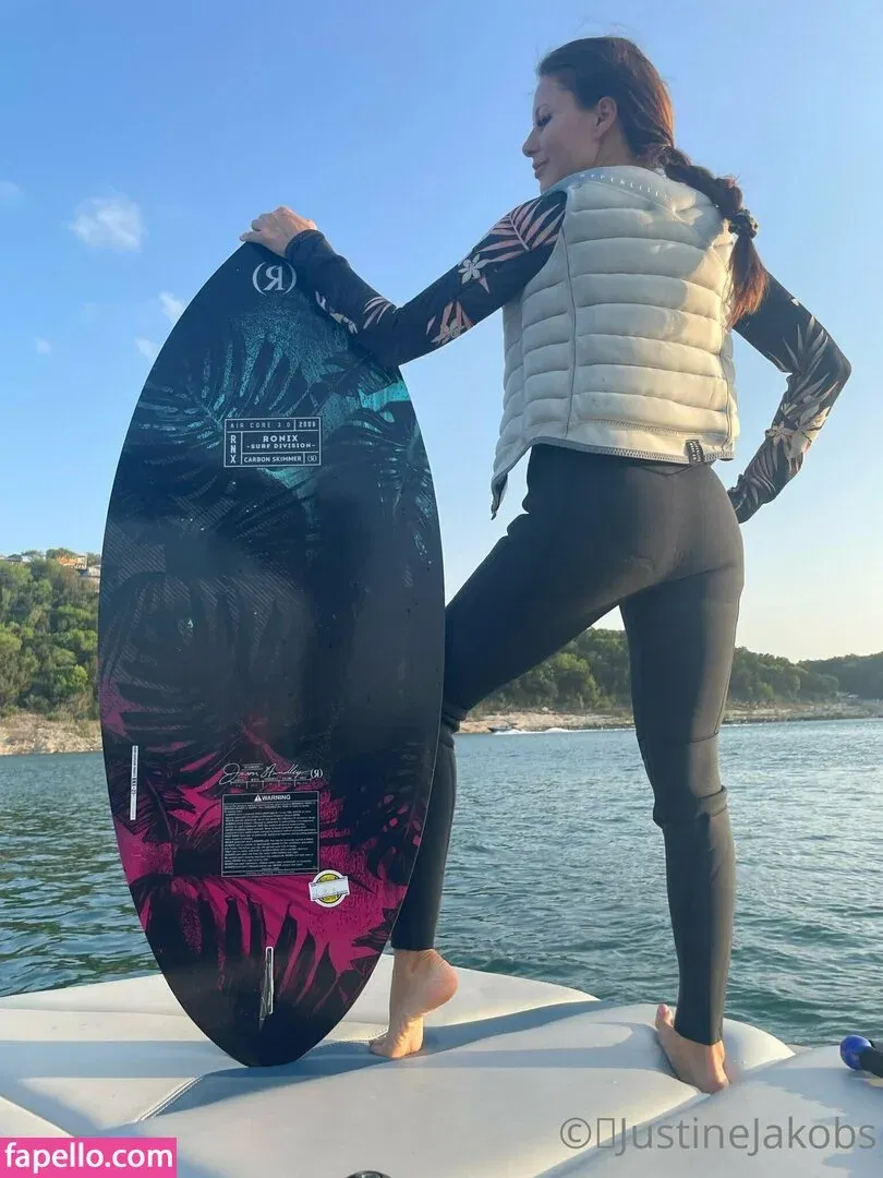 justine.fun / justinejakobs Onlyfans Photo Gallery 