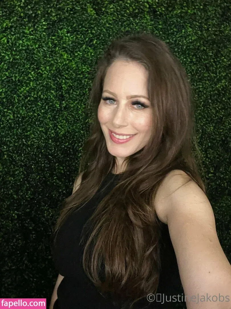 justine.fun / justinejakobs Onlyfans Photo Gallery 