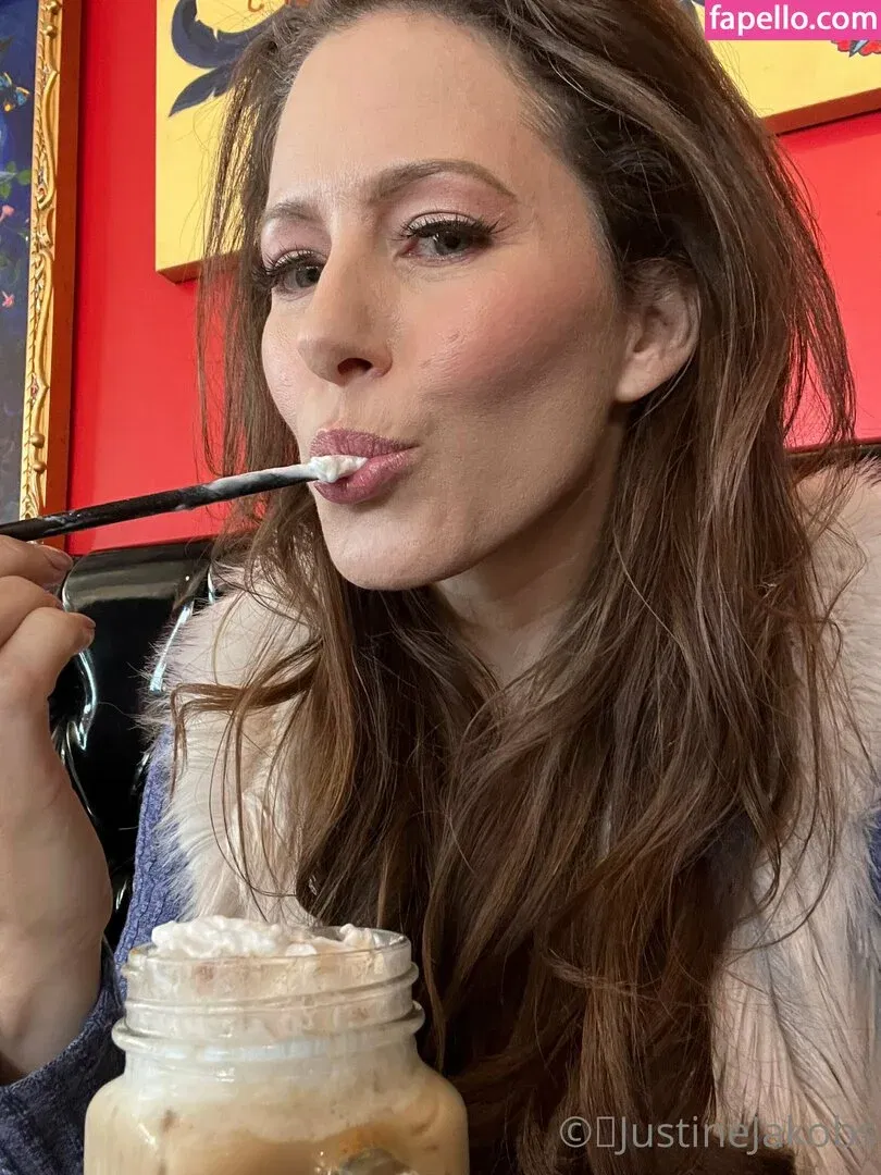 justine.fun / justinejakobs Onlyfans Photo Gallery 