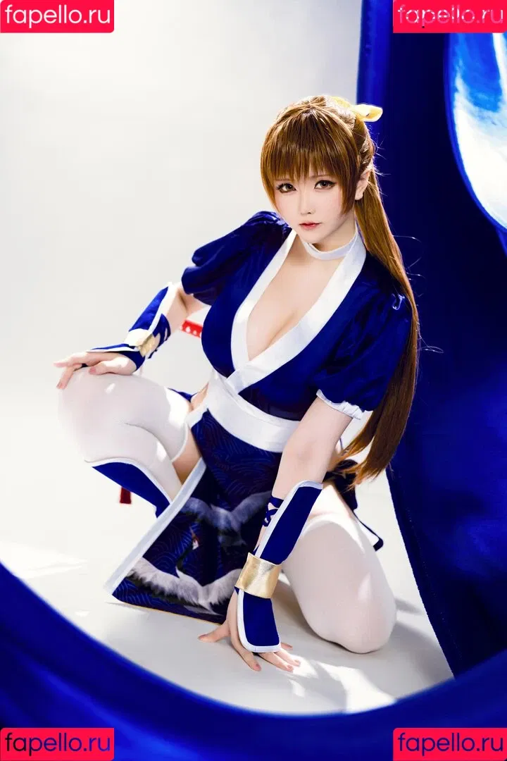 Hoshilily / hoshilily1 / hoshilily_cos / 星之迟迟 Onlyfans Photo Gallery 