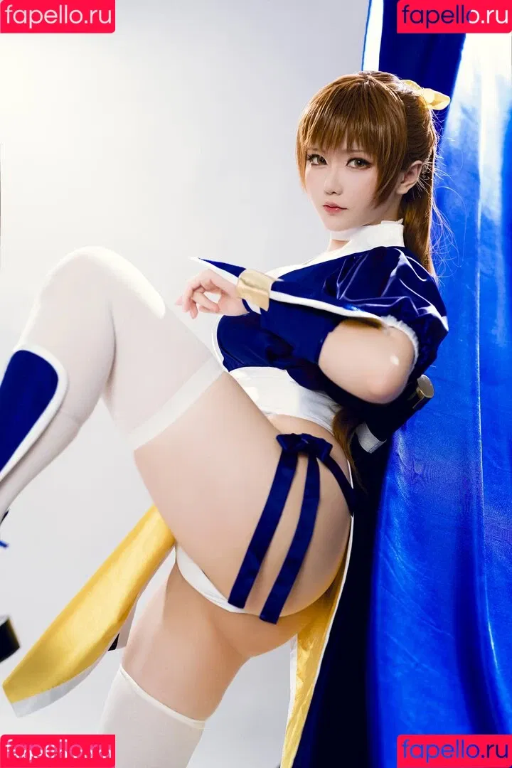 Hoshilily / hoshilily1 / hoshilily_cos / 星之迟迟 Onlyfans Photo Gallery 