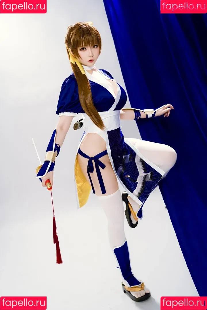 Hoshilily / hoshilily1 / hoshilily_cos / 星之迟迟 Onlyfans Photo Gallery 