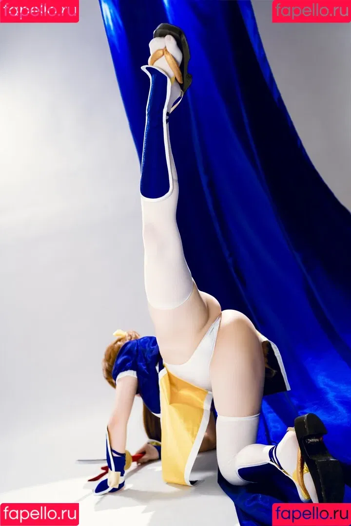 Hoshilily / hoshilily1 / hoshilily_cos / 星之迟迟 Onlyfans Photo Gallery 