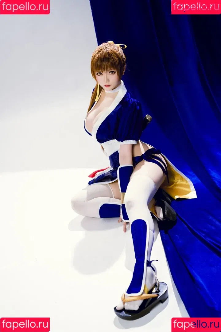 Hoshilily / hoshilily1 / hoshilily_cos / 星之迟迟 Onlyfans Photo Gallery 