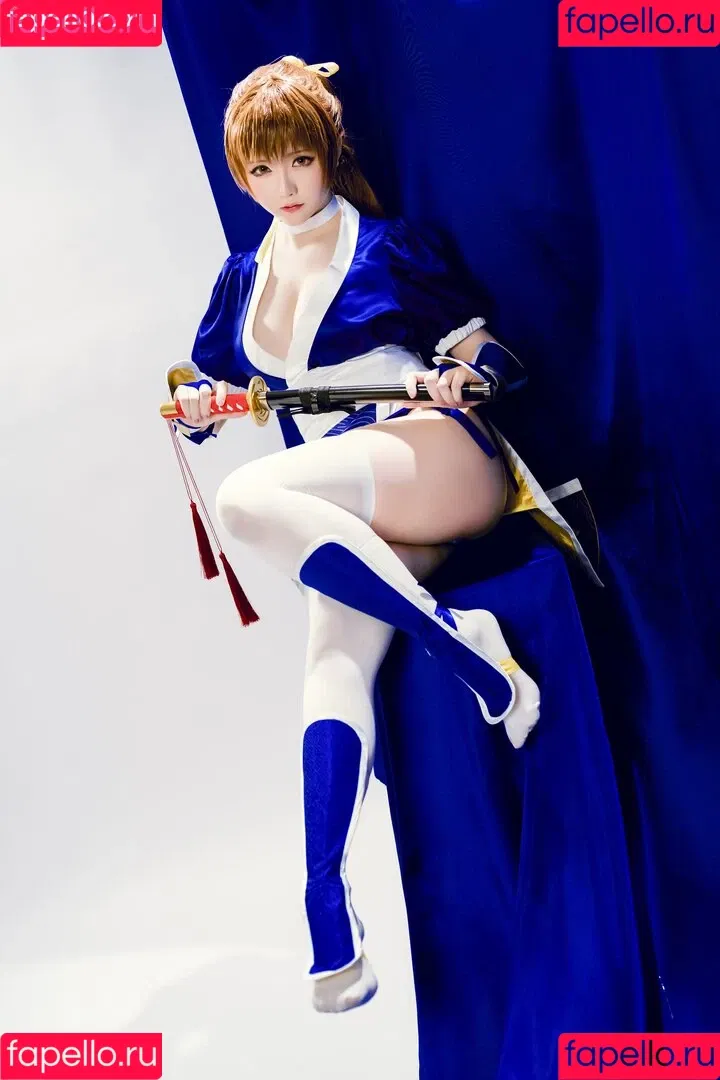 Hoshilily / hoshilily1 / hoshilily_cos / 星之迟迟 Onlyfans Photo Gallery 