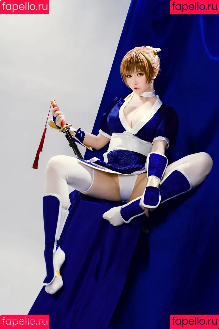 Hoshilily / hoshilily1 / hoshilily_cos / 星之迟迟 Onlyfans Photo Gallery 