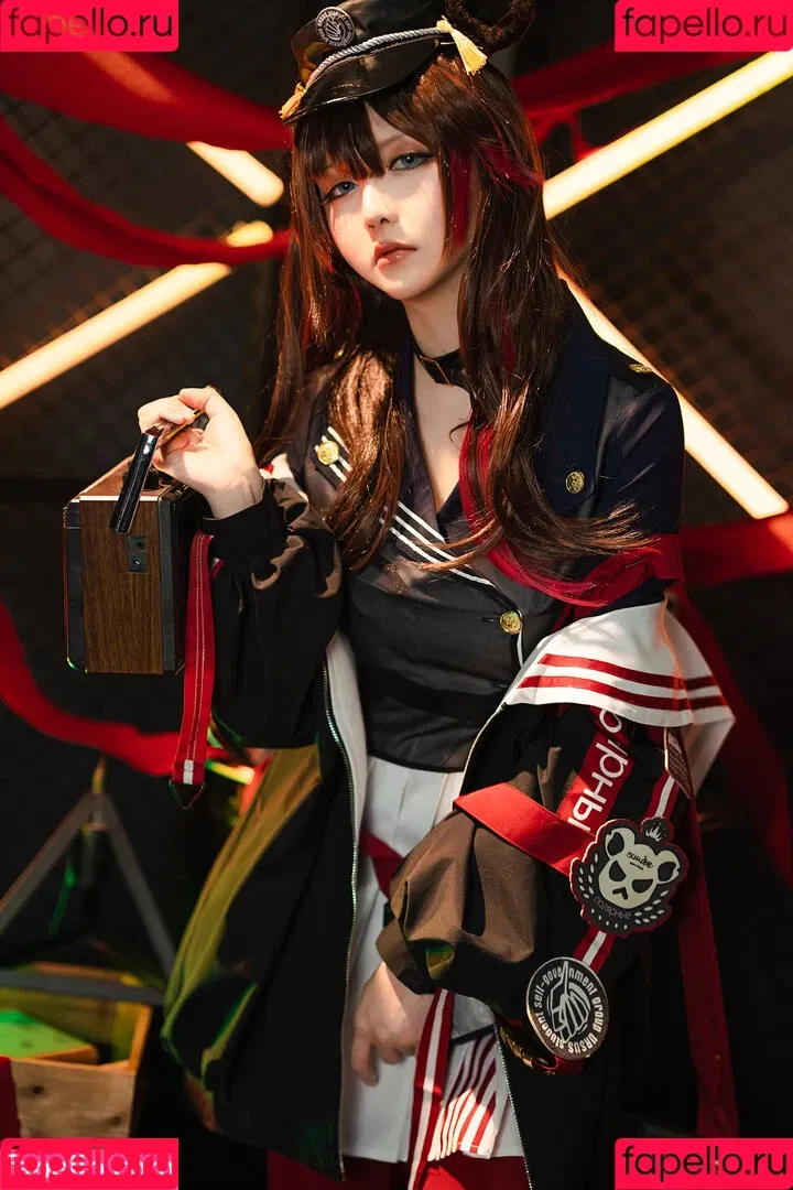 Hoshilily / hoshilily1 / hoshilily_cos / 星之迟迟 Onlyfans Photo Gallery 