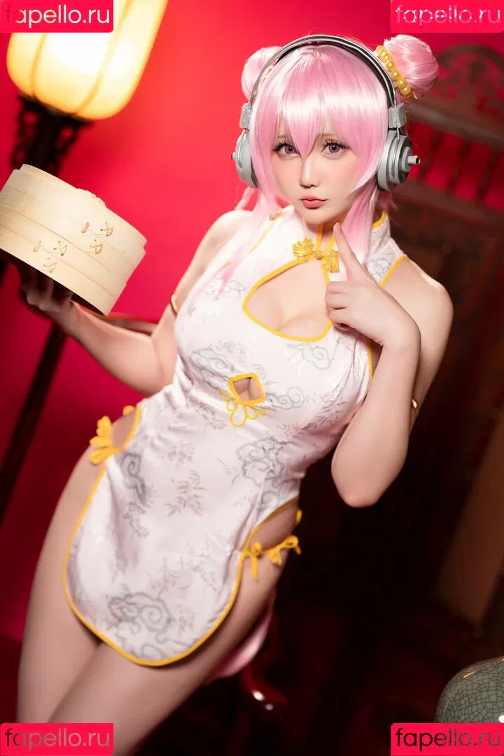 Hoshilily / hoshilily1 / hoshilily_cos / 星之迟迟 Onlyfans Photo Gallery 