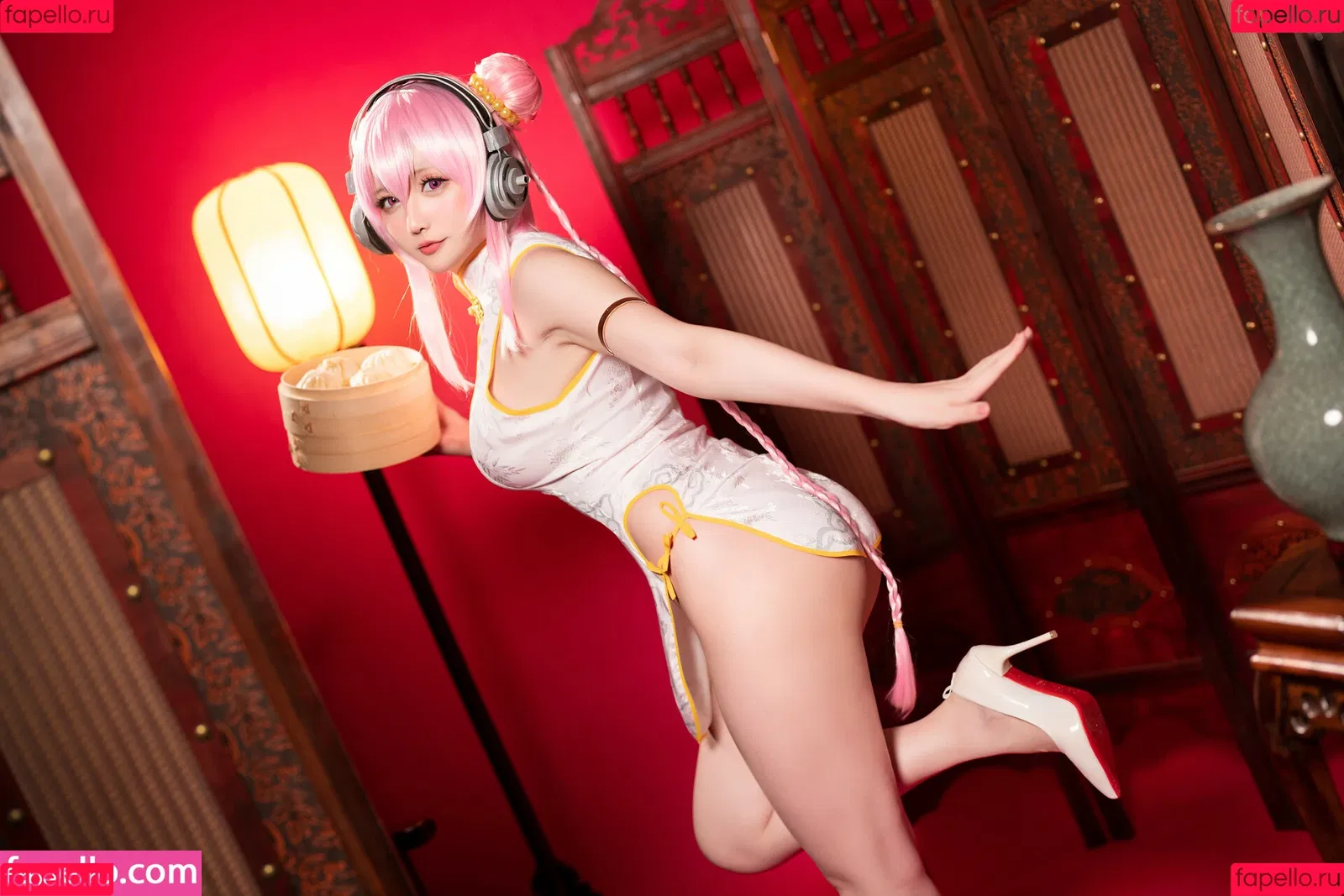 Hoshilily / hoshilily1 / hoshilily_cos / 星之迟迟 Onlyfans Photo Gallery 
