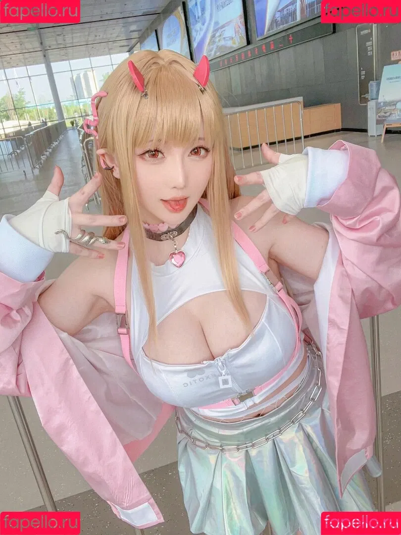 Hoshilily / hoshilily1 / hoshilily_cos / 星之迟迟 Onlyfans Photo Gallery 