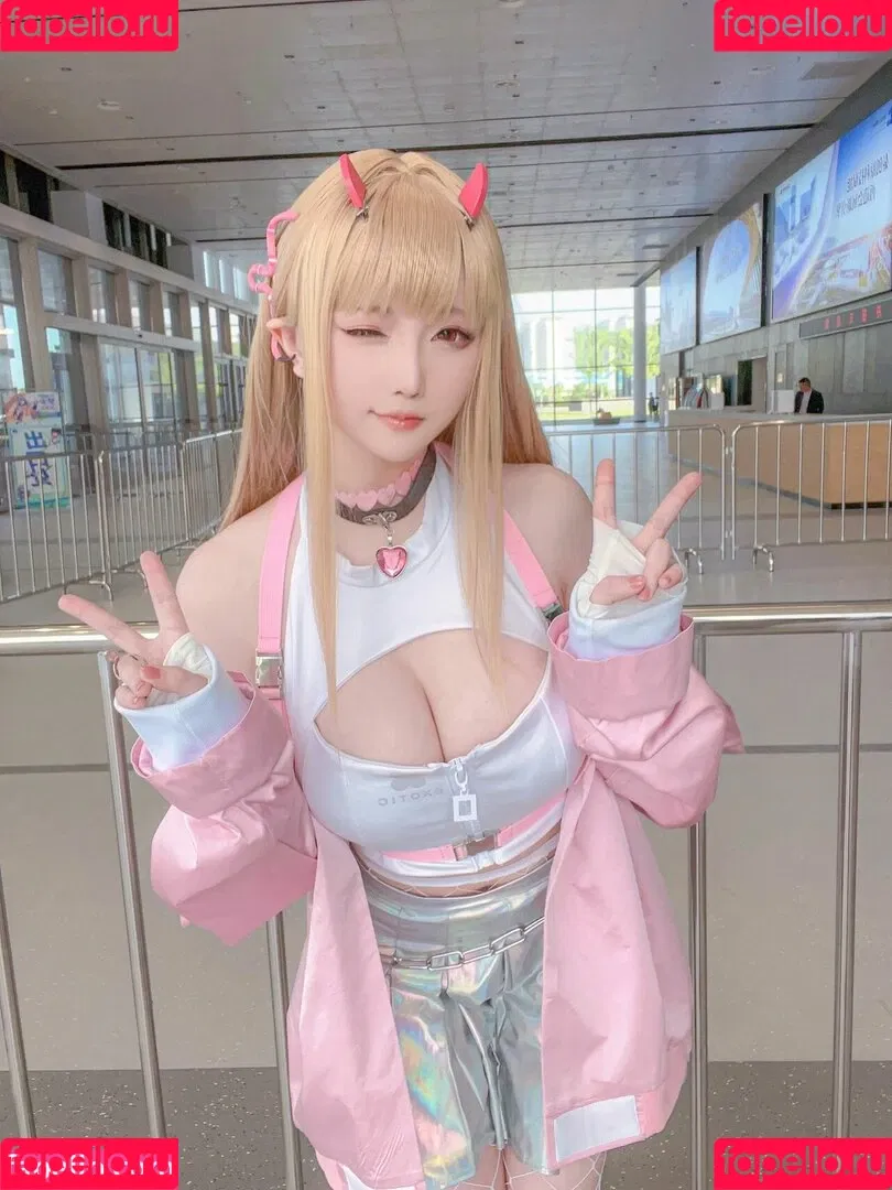Hoshilily / hoshilily1 / hoshilily_cos / 星之迟迟 Onlyfans Photo Gallery 