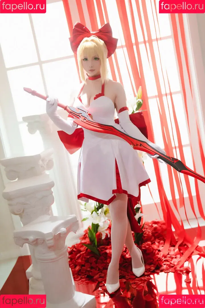 Hoshilily / hoshilily1 / hoshilily_cos / 星之迟迟 Onlyfans Photo Gallery 