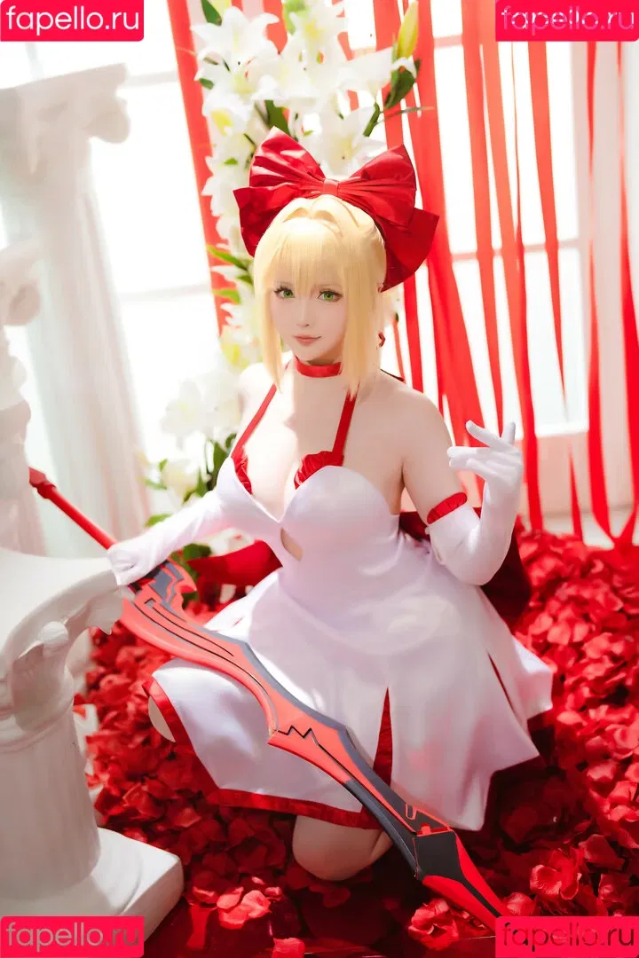 Hoshilily / hoshilily1 / hoshilily_cos / 星之迟迟 Onlyfans Photo Gallery 