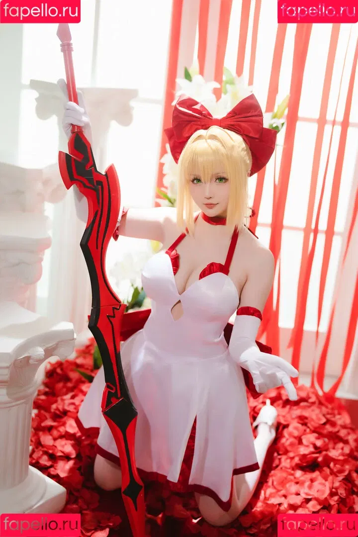 Hoshilily / hoshilily1 / hoshilily_cos / 星之迟迟 Onlyfans Photo Gallery 