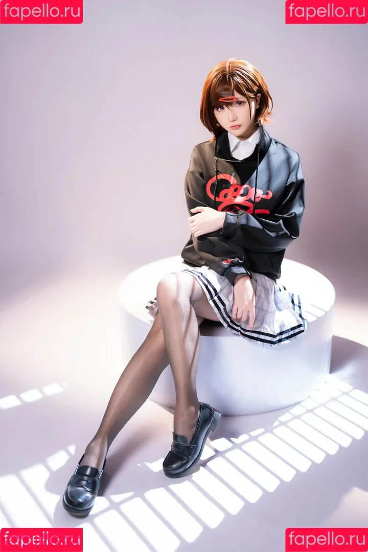 Hoshilily / hoshilily1 / hoshilily_cos / 星之迟迟 Onlyfans Photo Gallery 