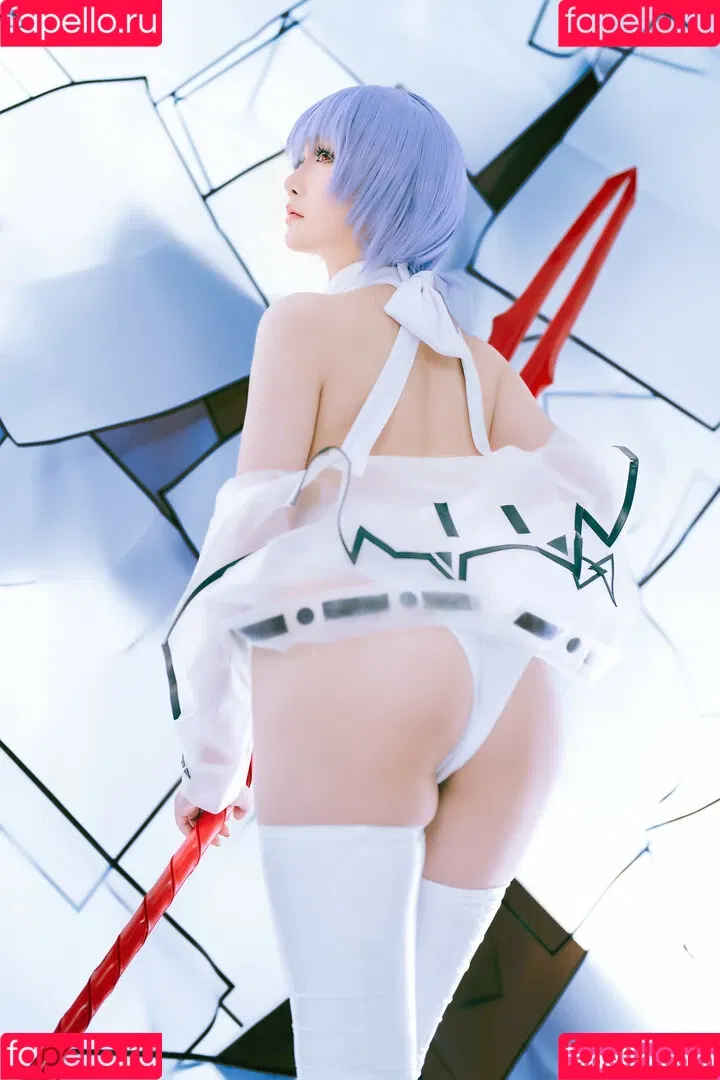Hoshilily / hoshilily1 / hoshilily_cos / 星之迟迟 Onlyfans Photo Gallery 