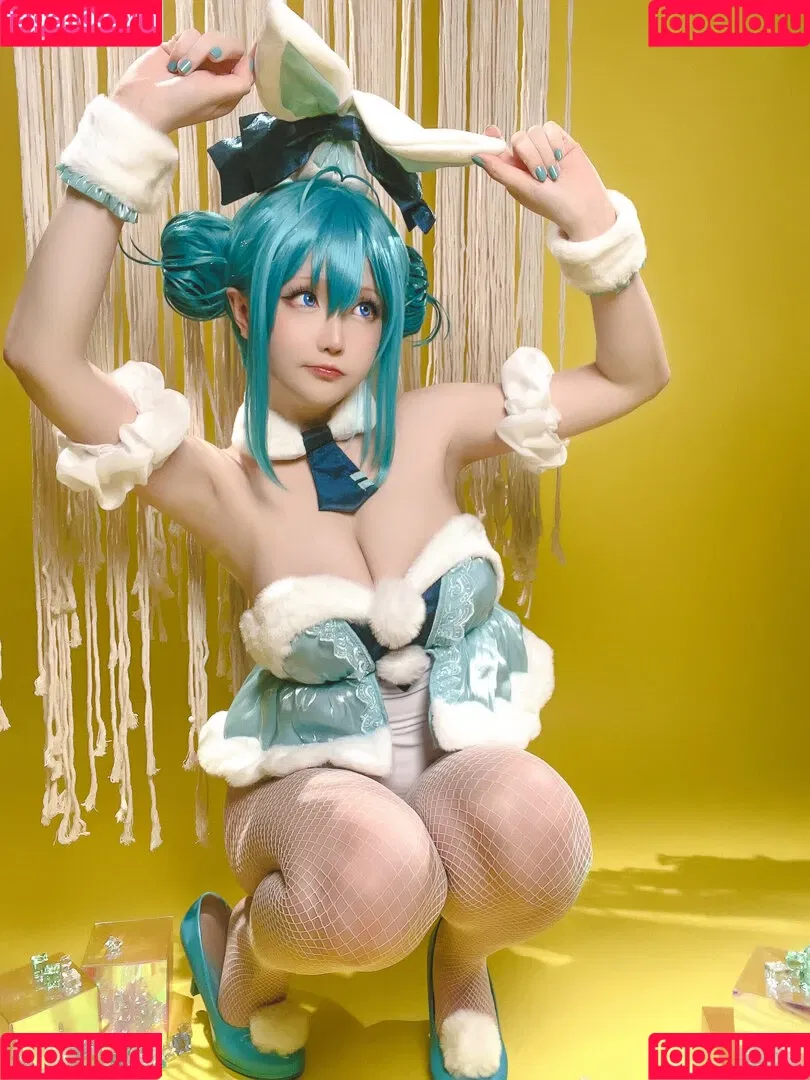 Hoshilily / hoshilily1 / hoshilily_cos / 星之迟迟 Onlyfans Photo Gallery 
