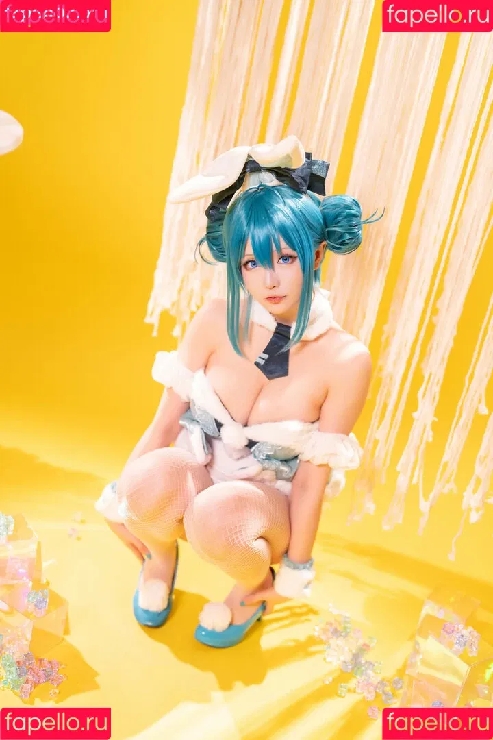 Hoshilily / hoshilily1 / hoshilily_cos / 星之迟迟 Onlyfans Photo Gallery 