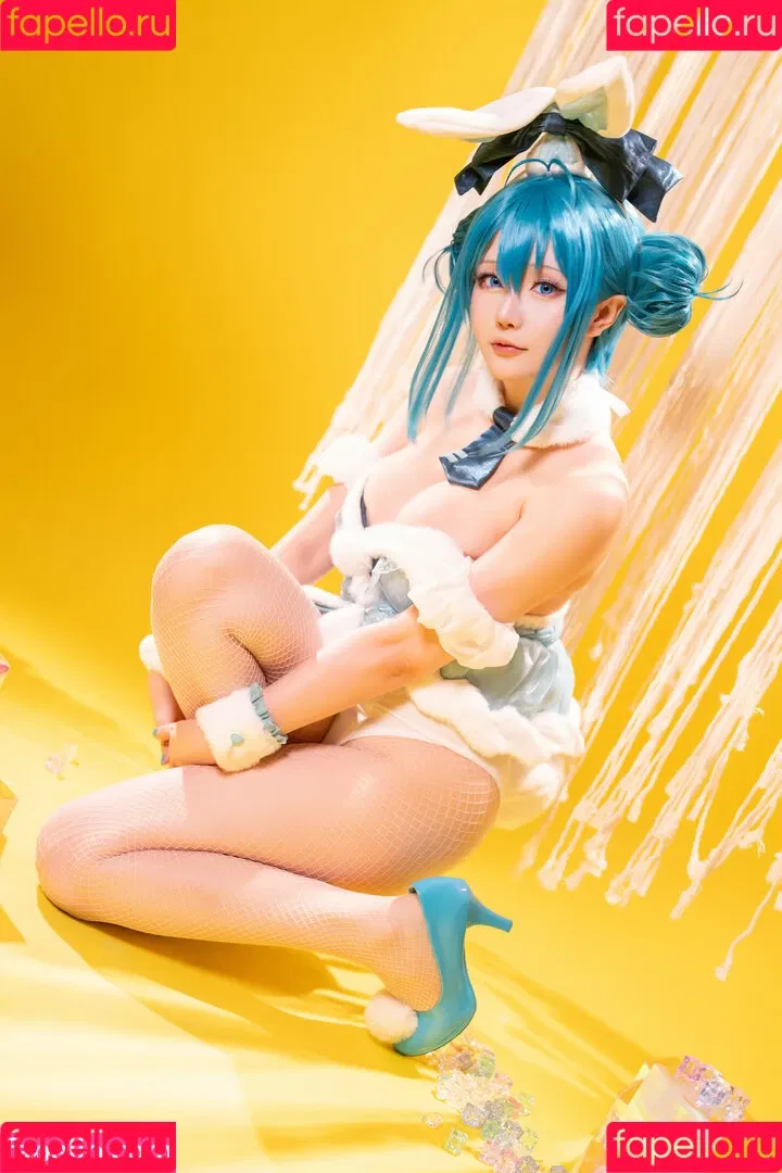 Hoshilily / hoshilily1 / hoshilily_cos / 星之迟迟 Onlyfans Photo Gallery 