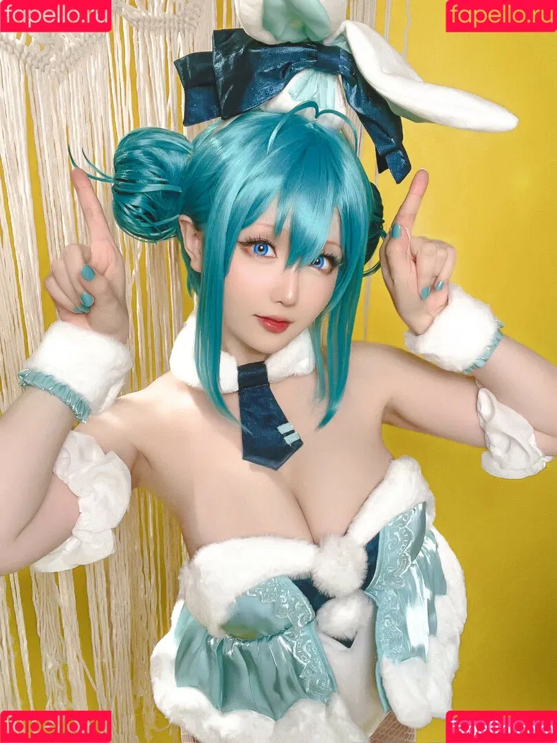 Hoshilily / hoshilily1 / hoshilily_cos / 星之迟迟 Onlyfans Photo Gallery 