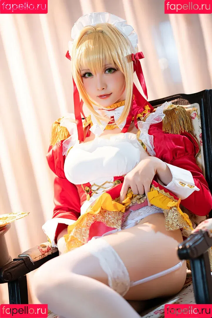 Hoshilily / hoshilily1 / hoshilily_cos / 星之迟迟 Onlyfans Photo Gallery 