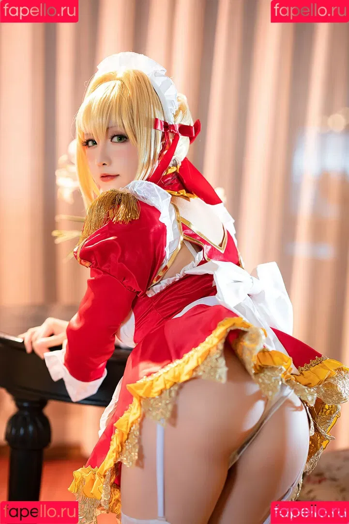Hoshilily / hoshilily1 / hoshilily_cos / 星之迟迟 Onlyfans Photo Gallery 
