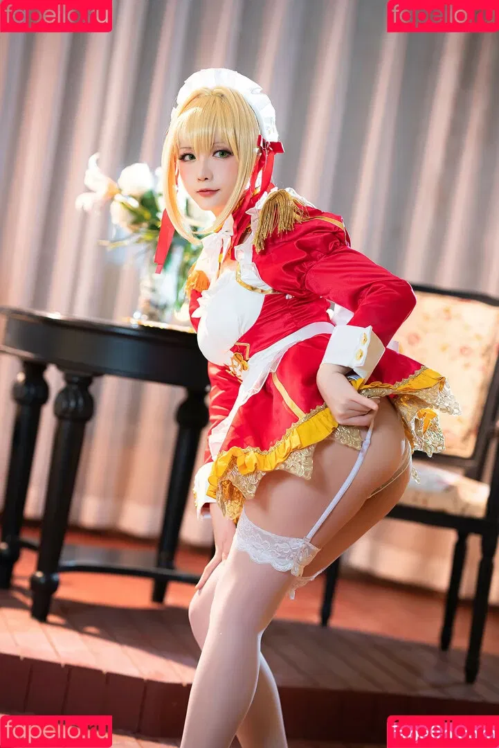 Hoshilily / hoshilily1 / hoshilily_cos / 星之迟迟 Onlyfans Photo Gallery 