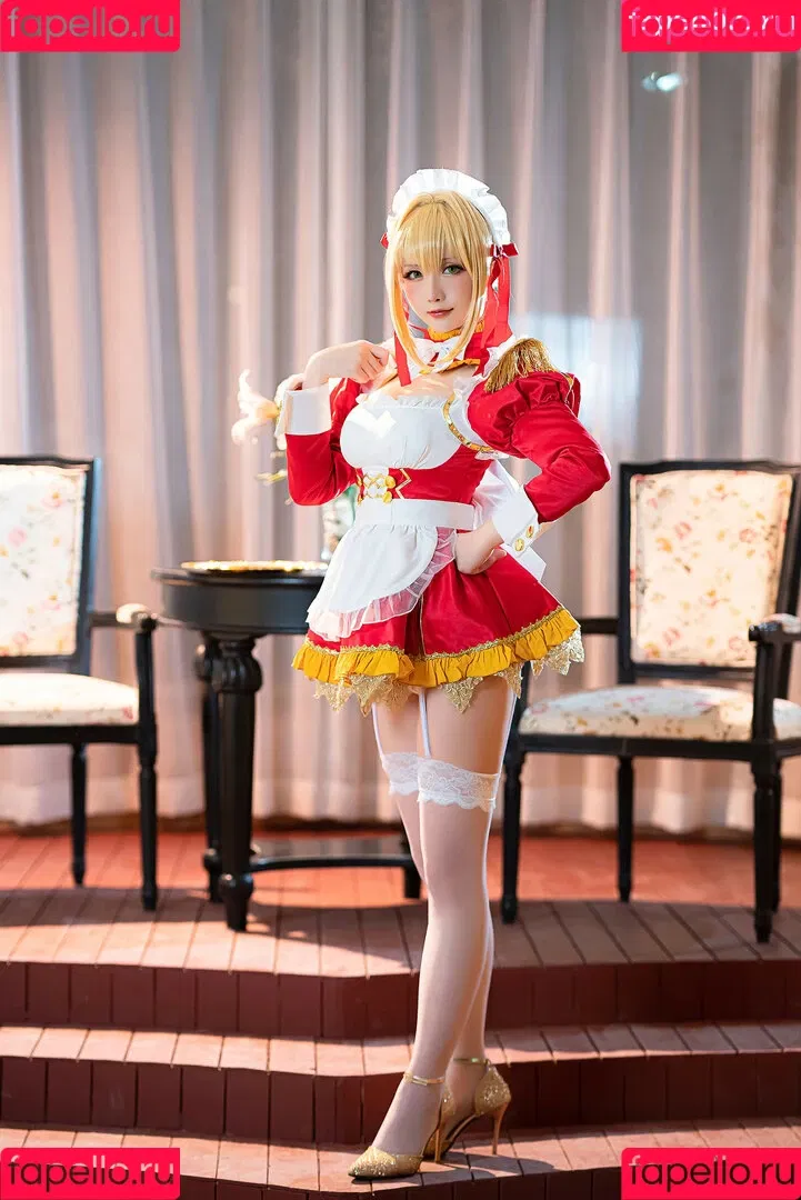 Hoshilily / hoshilily1 / hoshilily_cos / 星之迟迟 Onlyfans Photo Gallery 