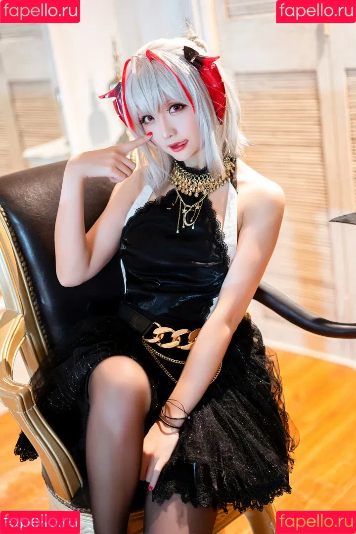 Hoshilily / hoshilily1 / hoshilily_cos / 星之迟迟 Onlyfans Photo Gallery 