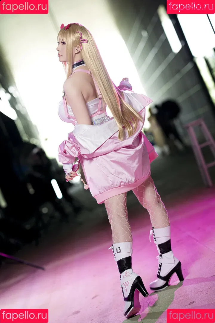 Hoshilily / hoshilily1 / hoshilily_cos / 星之迟迟 Onlyfans Photo Gallery 