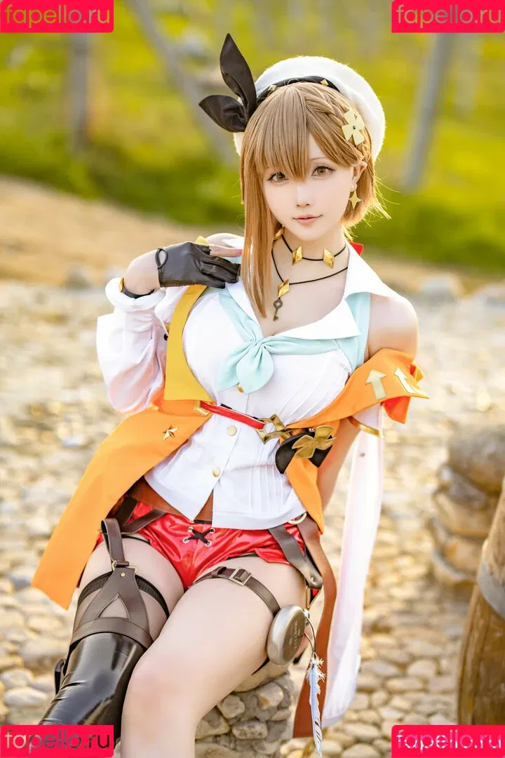 Hoshilily / hoshilily1 / hoshilily_cos / 星之迟迟 Onlyfans Photo Gallery 