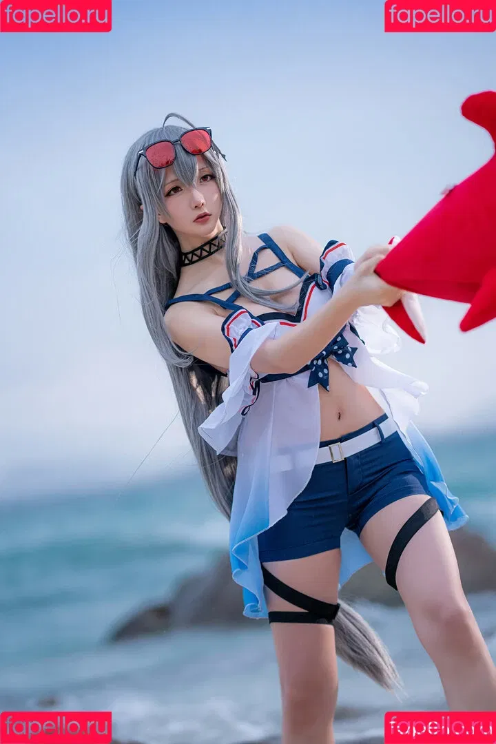 Hoshilily / hoshilily1 / hoshilily_cos / 星之迟迟 Onlyfans Photo Gallery 