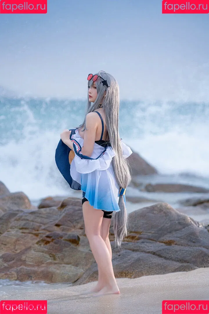 Hoshilily / hoshilily1 / hoshilily_cos / 星之迟迟 Onlyfans Photo Gallery 