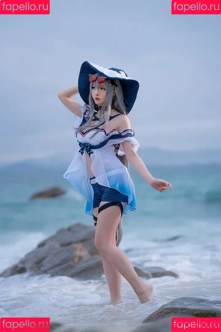 Hoshilily / hoshilily1 / hoshilily_cos / 星之迟迟 Onlyfans Photo Gallery 
