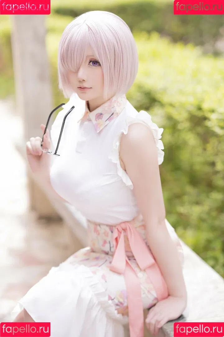 Hoshilily / hoshilily1 / hoshilily_cos / 星之迟迟 Onlyfans Photo Gallery 