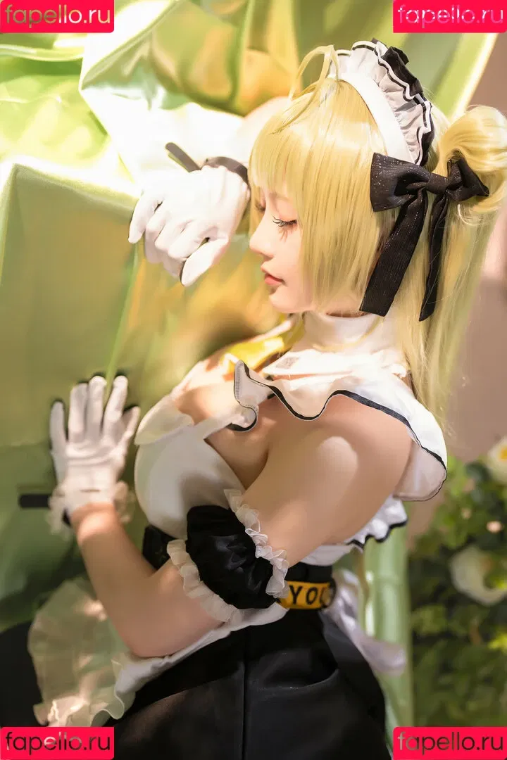 Hoshilily / hoshilily1 / hoshilily_cos / 星之迟迟 Onlyfans Photo Gallery 