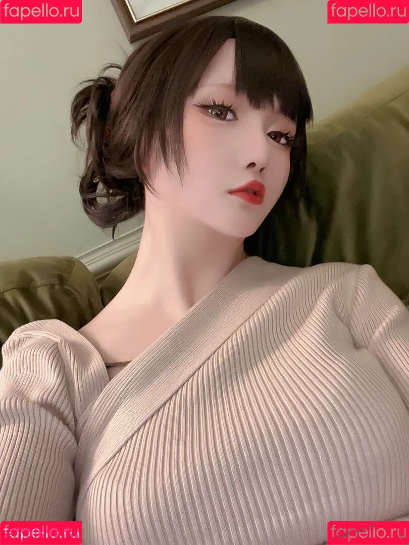 Hoshilily / hoshilily1 / hoshilily_cos / 星之迟迟 Onlyfans Photo Gallery 