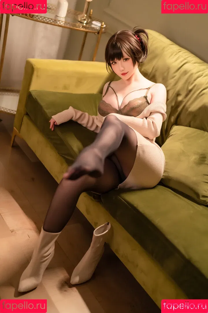 Hoshilily / hoshilily1 / hoshilily_cos / 星之迟迟 Onlyfans Photo Gallery 